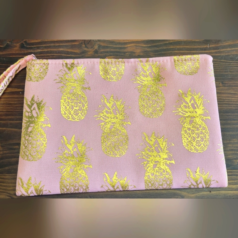 Wristlet/Makeup bag